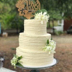 3 tier wedding cake